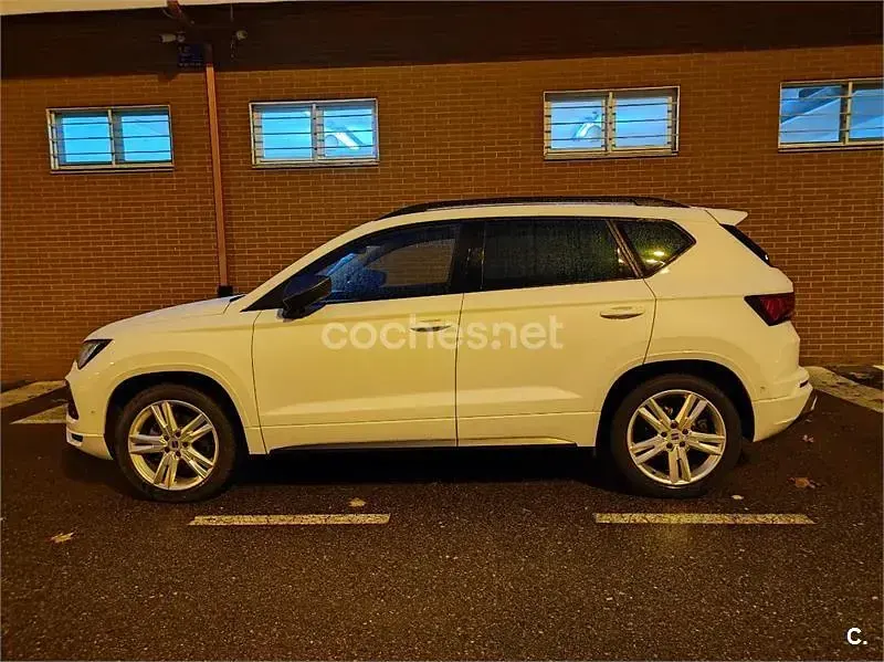 Usado Seat Ateca FR 150 CV (110 kW) 2020 Blanco SUV