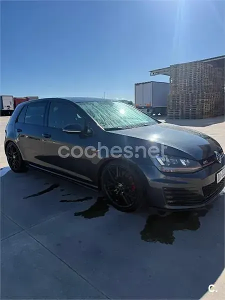 Usado VW Golf VII GTI 220 CV (161 kW) 2016 Gris / plata Berlina