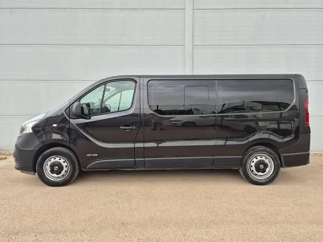 Usado Nissan NV300 S 124 CV (91 kW) 2017 Negro Van