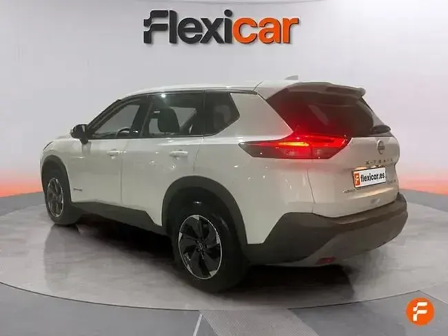 Usado Nissan X-Trail Acenta 163 CV (119 kW) 2025 Blanco SUV