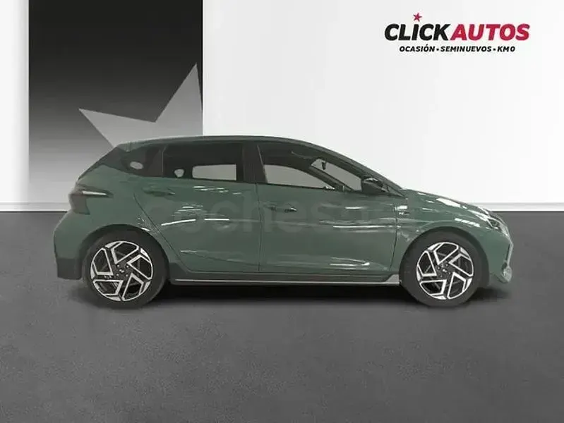 Usado Hyundai i20 N Line 79 CV (58 kW) 2025 Verde Utilitario