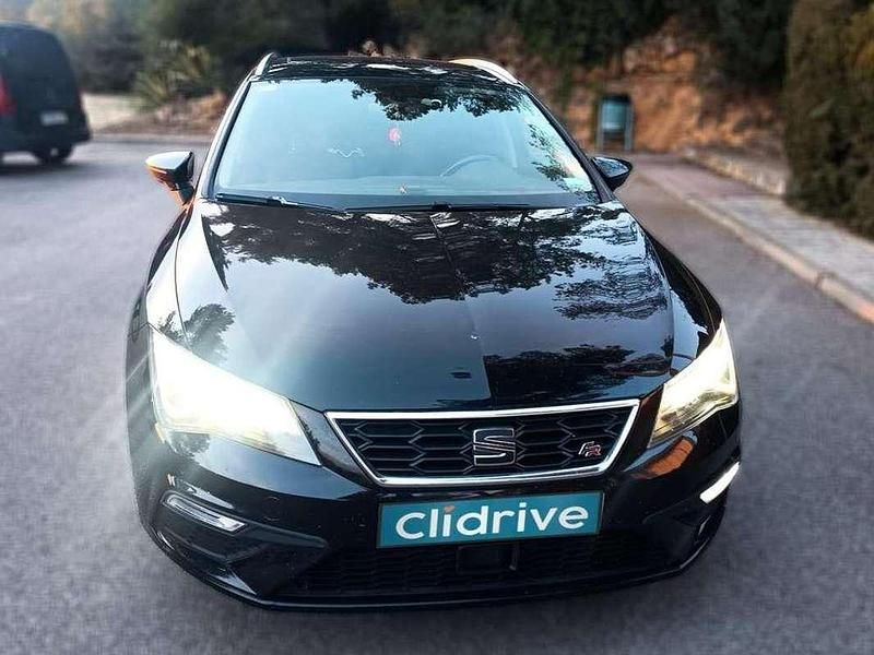 Usado Seat Leon ST FR 131 CV (96 kW) 2018 Negro Familiar
