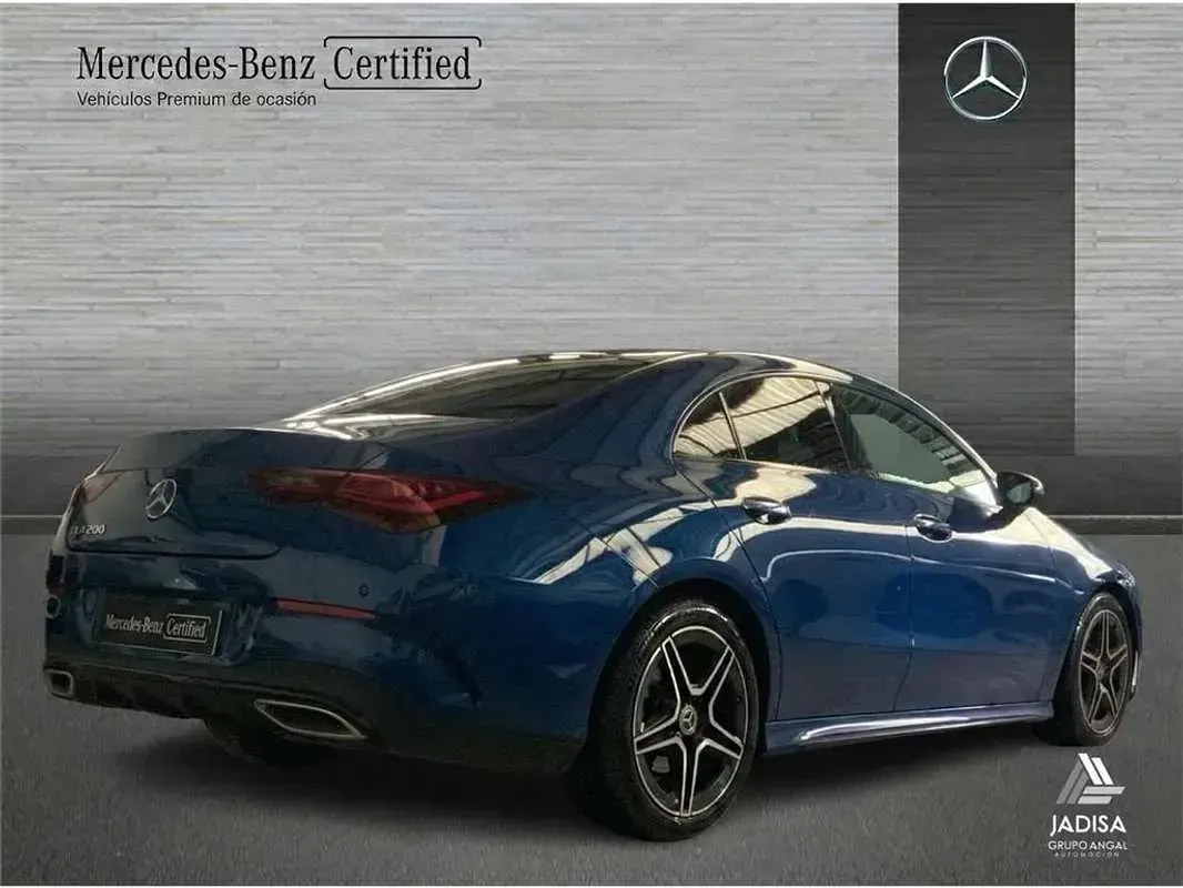 Usado Mercedes CLA200 163 CV (119 kW) 2025 Berlina
