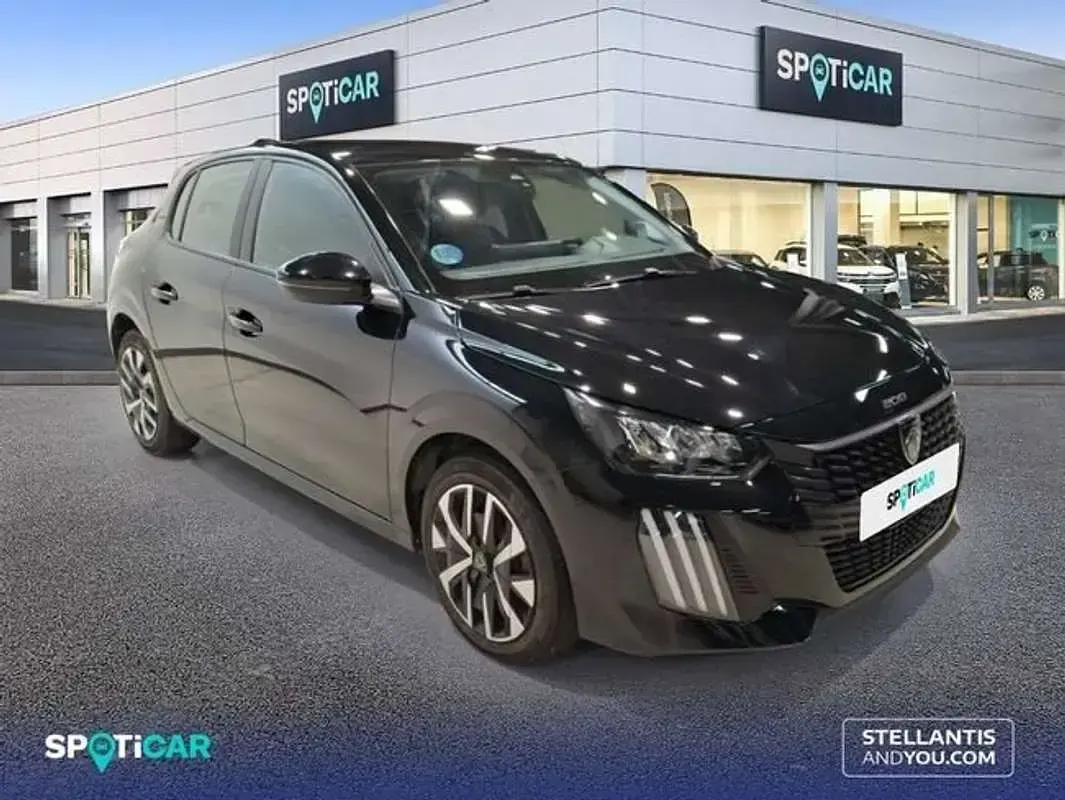 Usado Peugeot 208 Style 110 CV (80 kW) 2025 Negro Utilitario