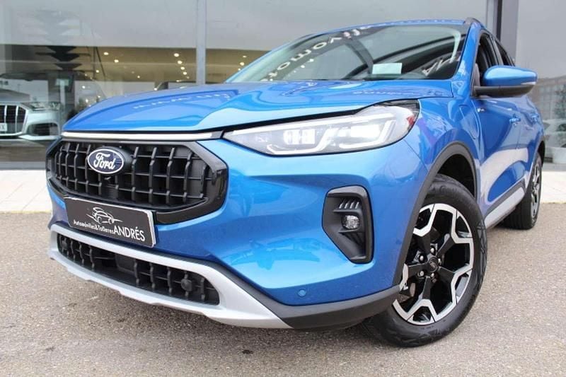 Usado Ford Kuga Active X 243 CV (178 kW) 2024 Azul SUV