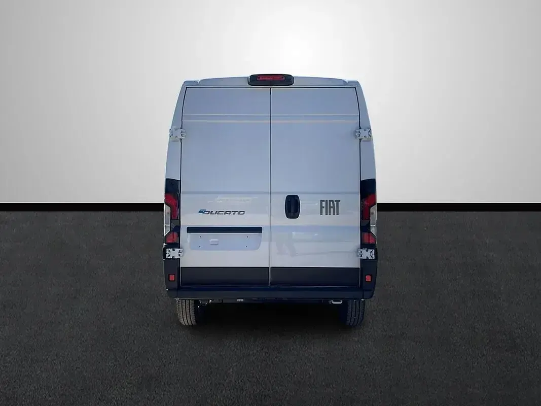 Usado Fiat E-Ducato 200 kW (272 CV) 2024 Blanco Van