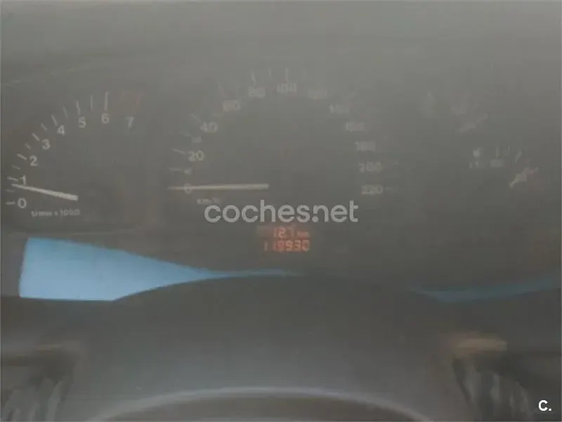 Usado Opel Vectra 115 CV (84 kW) 1996 Negro Berlina