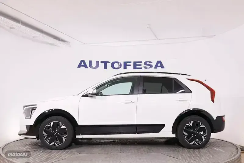 Usado Kia e-Niro 150 kW (204 CV) 2022 Blanco SUV