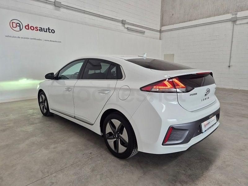 Usado Hyundai Ioniq 141 CV (103 kW) 2021 Blanco Utilitario