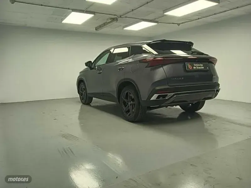 Usado Omoda 5 185 CV (136 kW) 2024 Gris SUV