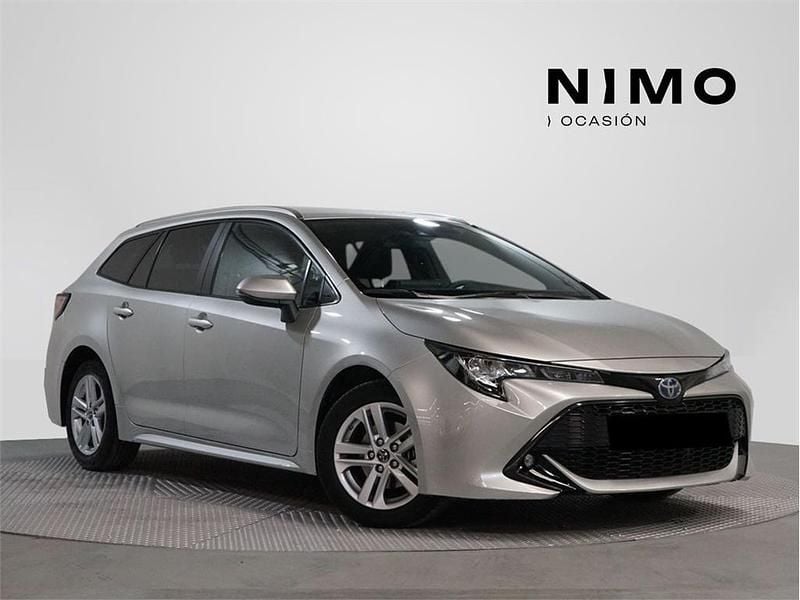 Plata Usado 2021 Toyota Corolla Active Familiar | 21.000 € (Precio justo) - Imagen 1/4