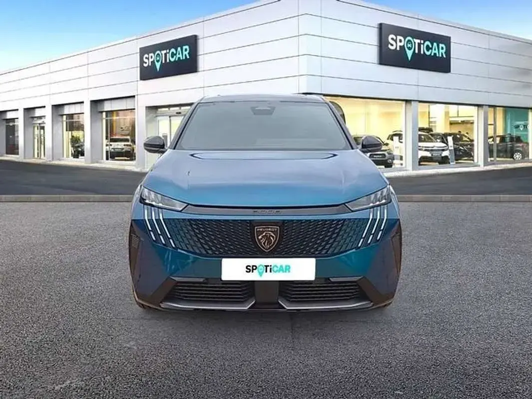 Usado Peugeot e-3008 GT 158 kW (215 CV) 2024 Azul SUV