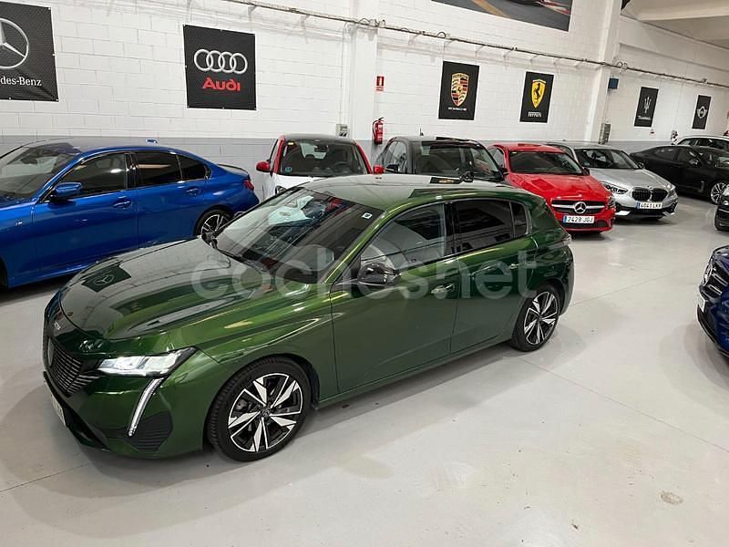 Verde Usado 2022 Peugeot 308 GT Berlina | 19.990 € (Super precio) - Imagen 1/4