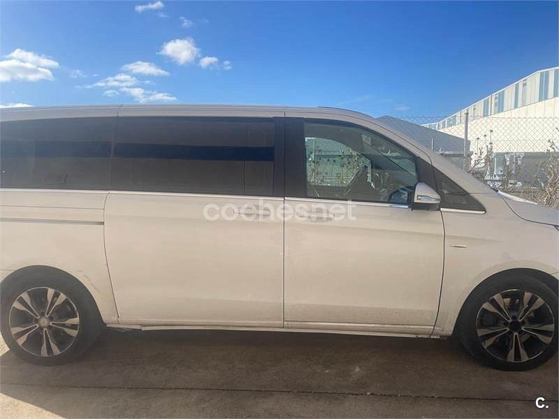 Usado Mercedes V220 Exclusive 163 CV (119 kW) 2016 Blanco Monovolumen