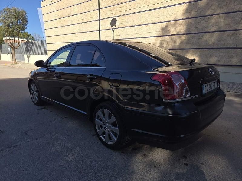 Usado Toyota Avensis Sport 177 CV (130 kW) 2007 Negro Berlina
