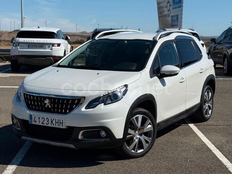 Blanco Usado 2018 Peugeot 2008 Allure SUV | 9000 € (Buen precio) - Imagen 1/4
