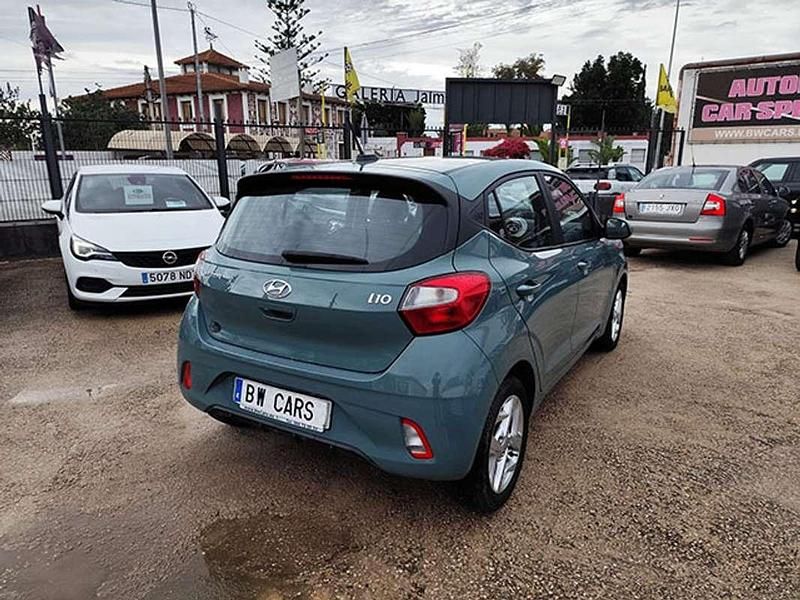 Usado Hyundai i10 67 CV (49 kW) 2021 Verde Utilitario