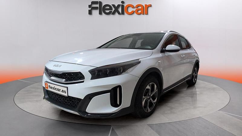 Usado Kia XCeed 120 CV (88 kW) 2023 Blanco SUV