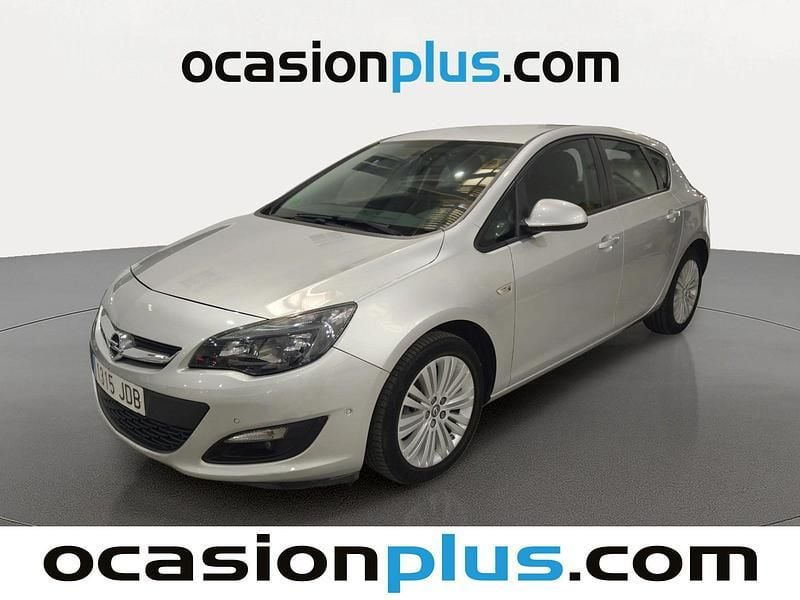 Gris plata Usado 2015 Opel Astra Selective Utilitario | 7315 € (Precio justo) - Imagen 1/4