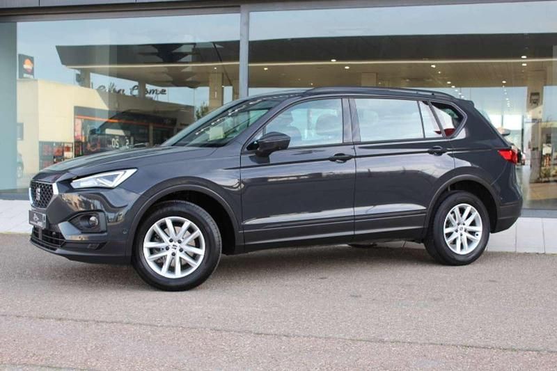 Usado Seat Tarraco Style 150 CV (110 kW) 2023 Gris SUV