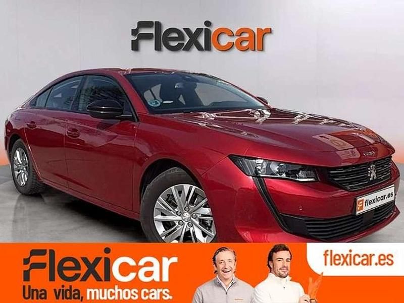 Usado Peugeot 508 Allure 131 CV (96 kW) 2022 Rojo Berlina