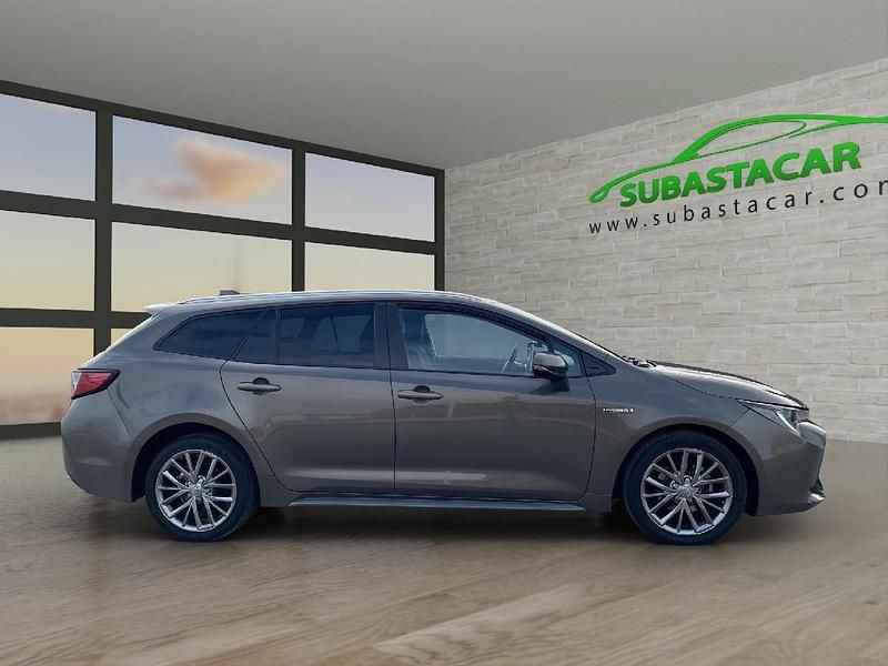 Usado Toyota Corolla Sport 122 CV (89 kW) 2019 Marrón Familiar