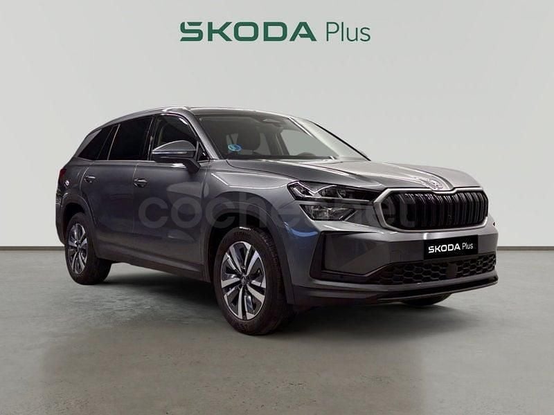 Usado Skoda Kodiaq Selection 150 CV (110 kW) 2025 Gris SUV