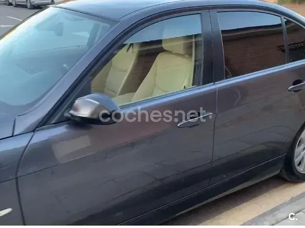 Usado BMW 320 Comfort Edition 163 CV (119 kW) 2008 Gris / plata Berlina