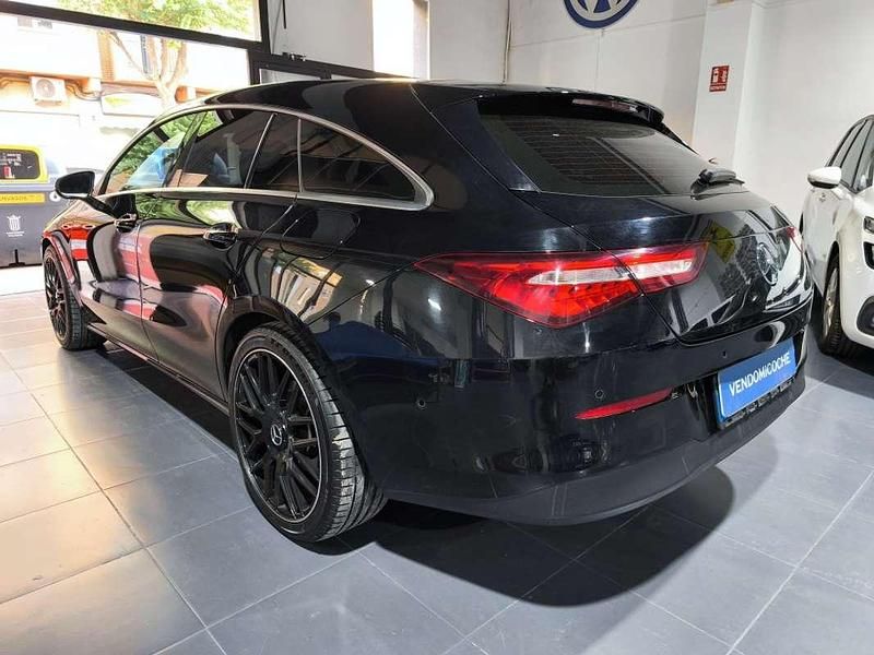 Usado Mercedes CLA200 Shooting Brake 163 CV (119 kW) 2023 Negro Familiar