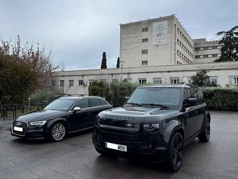 Negro Usado 2022 Land Rover Defender SE SUV | 55.900 € - Imagen 1/4