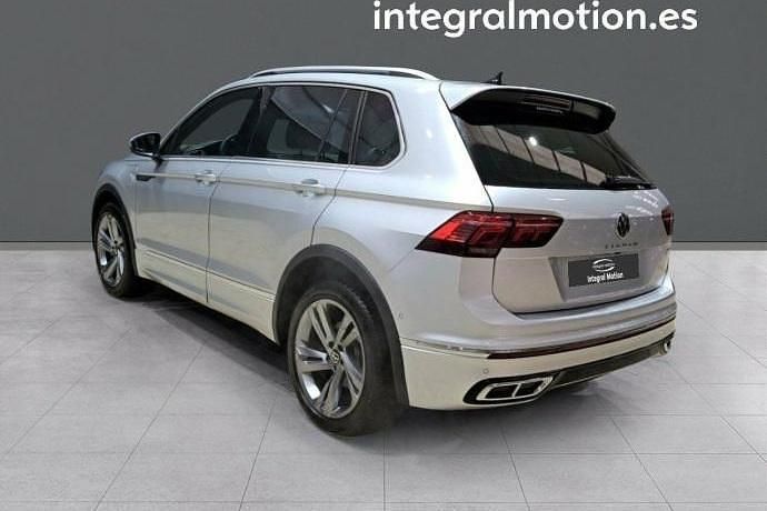 Usado VW Tiguan R-line 244 CV (179 kW) 2022 SUV