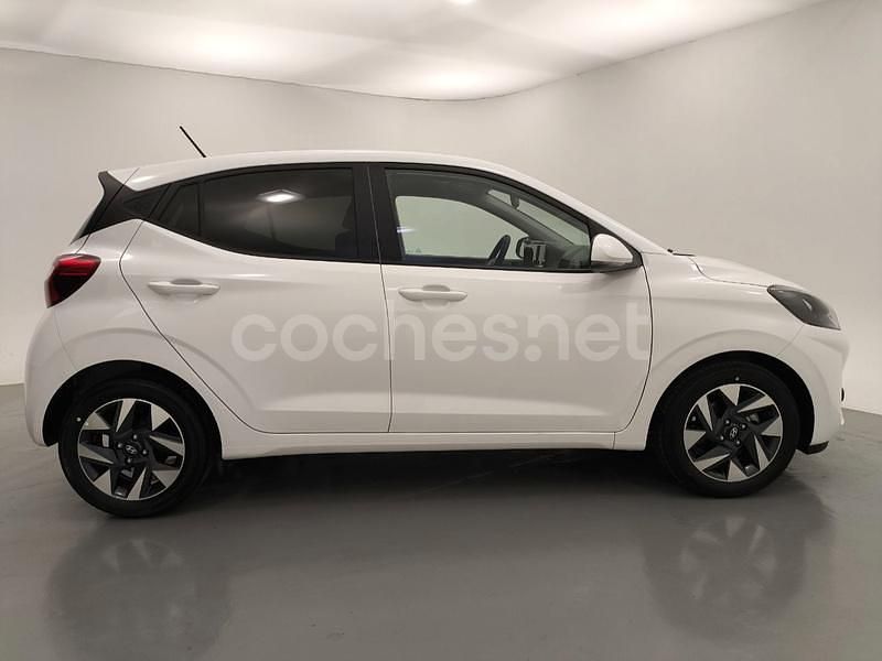 Usado Hyundai i10 63 CV (46 kW) 2025 Blanco Utilitario