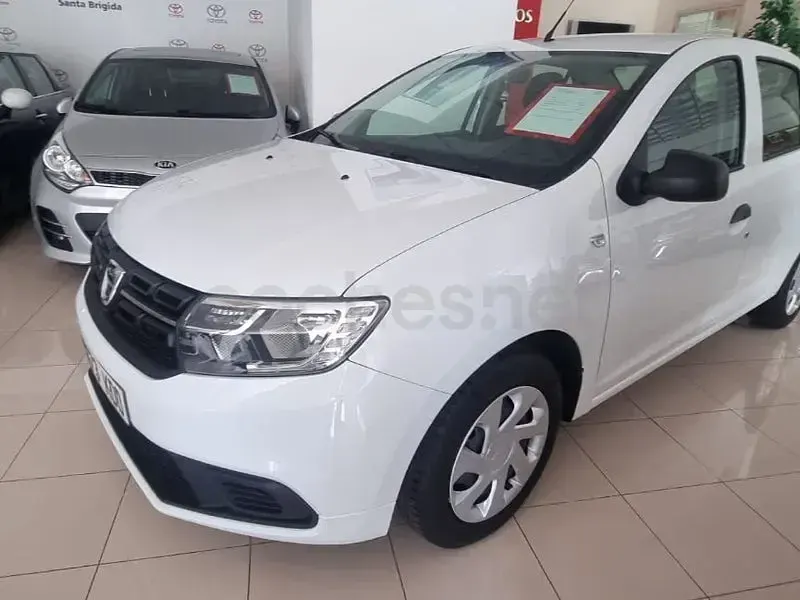 Usado Dacia Logan Ambiance 90 CV (66 kW) 2017 Blanco Berlina