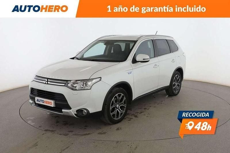 Blanco Usado 2015 Mitsubishi Outlander P-HEV SUV | 15.799 € (Precio justo) - Imagen 1/3