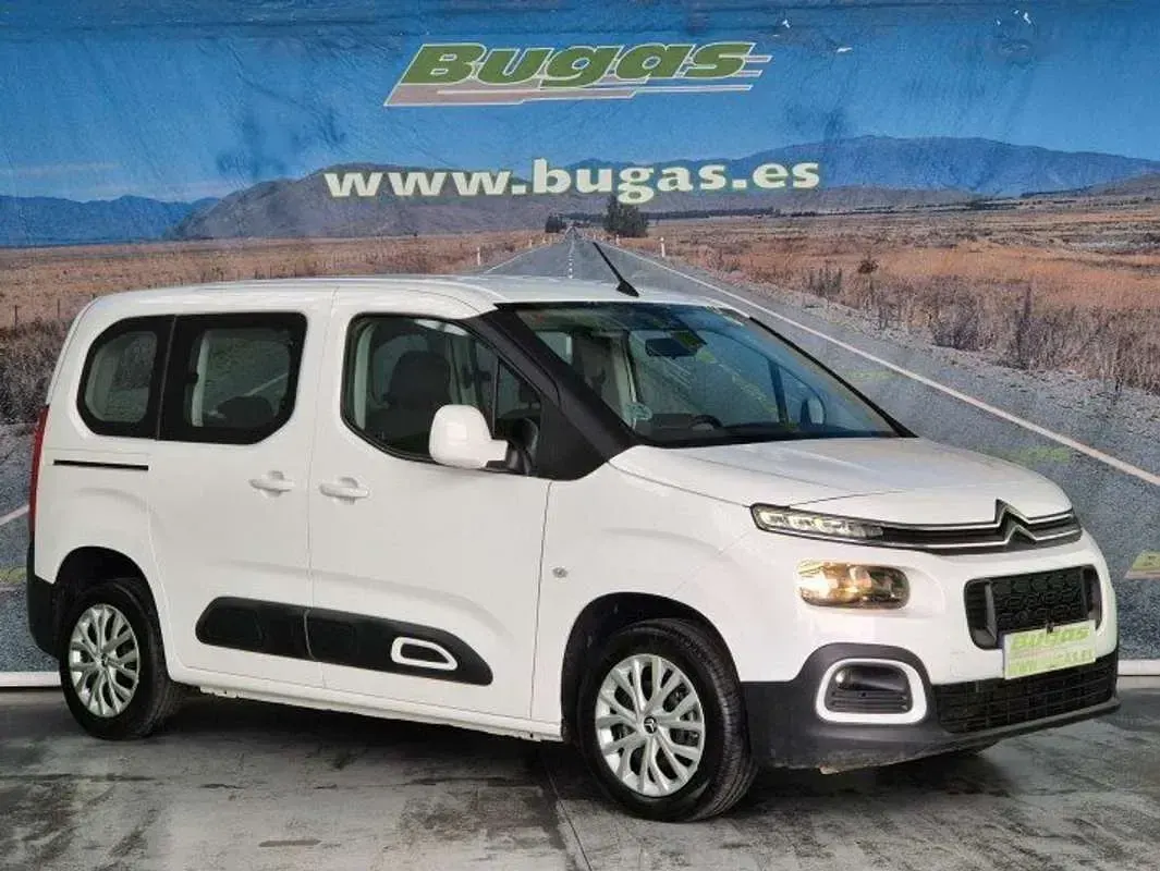 Usado Citroën Berlingo Feel 101 CV (74 kW) 2021 Blanco Monovolumen