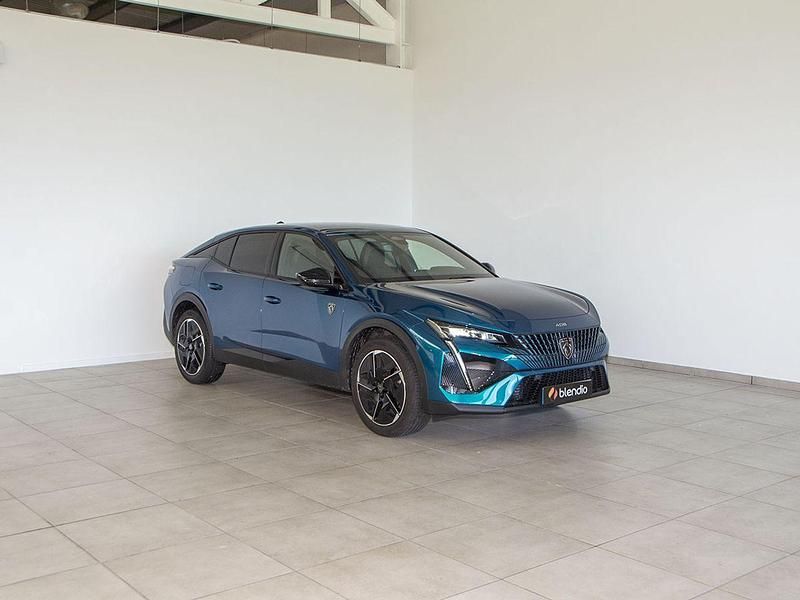 Usado Peugeot 408 GT 130 CV (95 kW) 2023 Azul Berlina