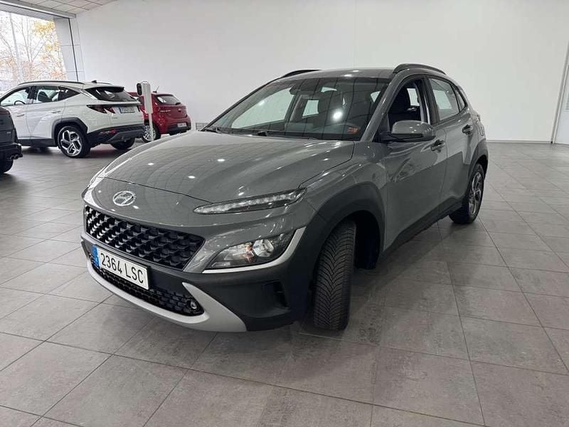 Gris / plata Usado 2021 Hyundai Kona SUV | 14.995 € (Precio justo) - Imagen 1/4