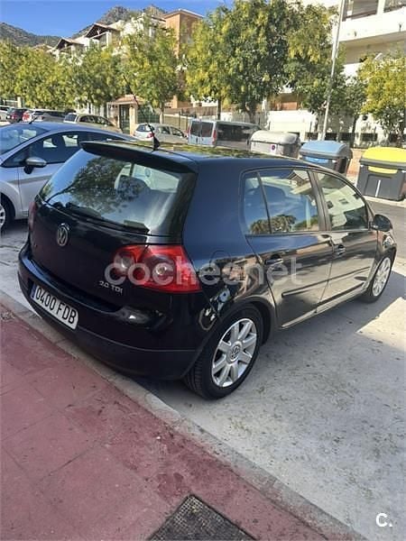 Negro Usado 2006 VW Golf V Highline Berlina | 4500 € (Precio justo) - Imagen 1/4