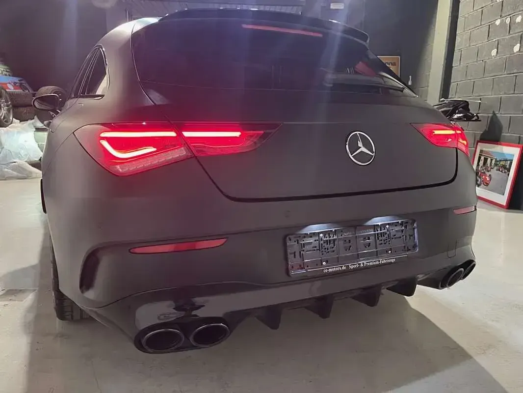 Usado Mercedes CLA45 AMG Shooting Brake AMG 421 CV (309 kW) 2020 Negro Familiar