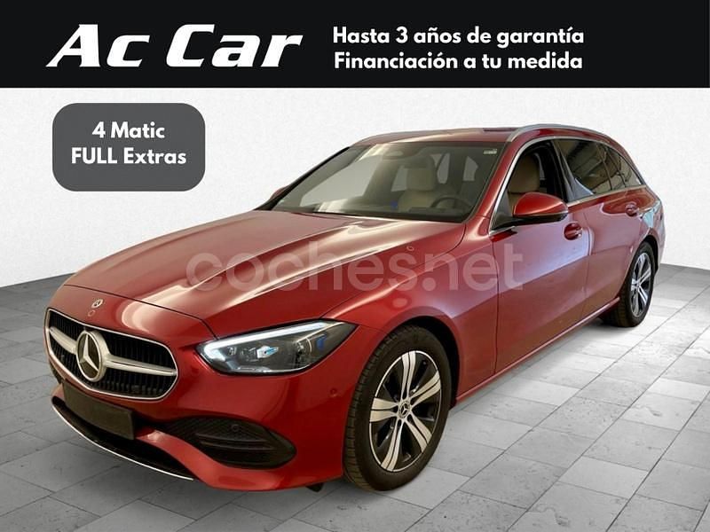 Usado Mercedes C220 200 CV (147 kW) 2022 Rojo Familiar