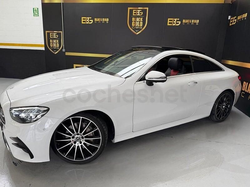 Usado Mercedes E220 194 CV (142 kW) 2021 Blanco Coupe