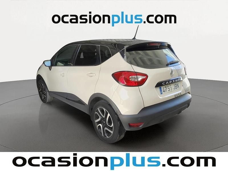 Begagnad Renault Captur Zen 90 HK (66 kW) 2014 Beige SUV
