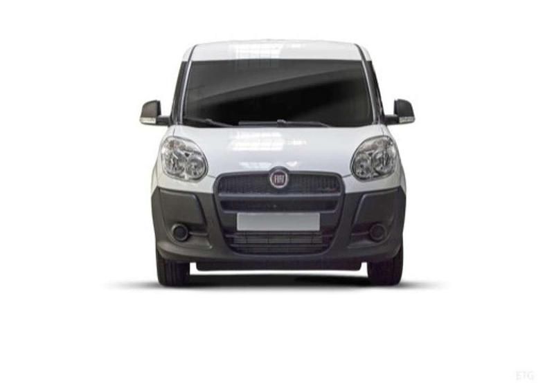 Blanco Usado 2023 Fiat Doblò Dynamic Monovolumen | 10.590 € - Imagen 1/4