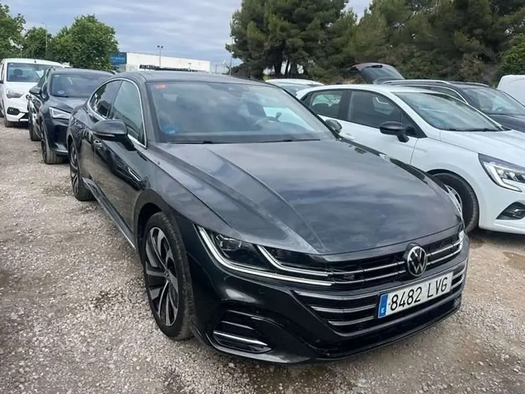 Usado VW Arteon R-line 218 CV (160 kW) 2021 Gris Coupe