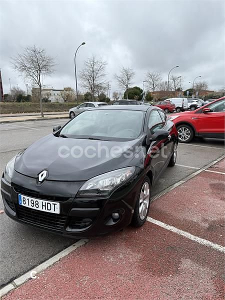 Usado Renault Mégane 110 CV (80 kW) 2011 Negro Berlina