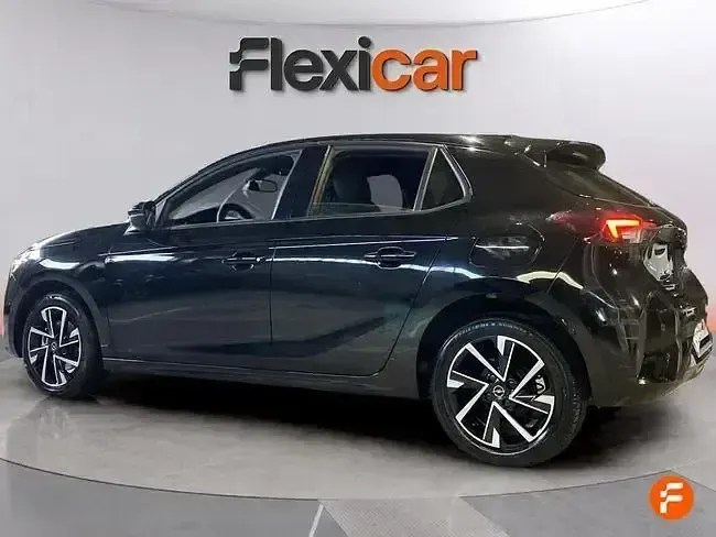 Usado Opel Corsa 100 CV (73 kW) 2023 Negro Utilitario