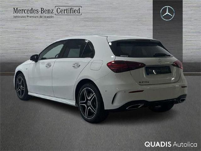 Usado Mercedes A250 AMG line 218 CV (160 kW) 2026 Blanco polar