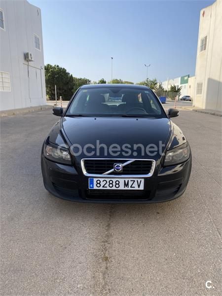 Negro Usado 2008 Volvo C30 Kinetic Utilitario | 3600 € (Precio justo) - Imagen 1/3