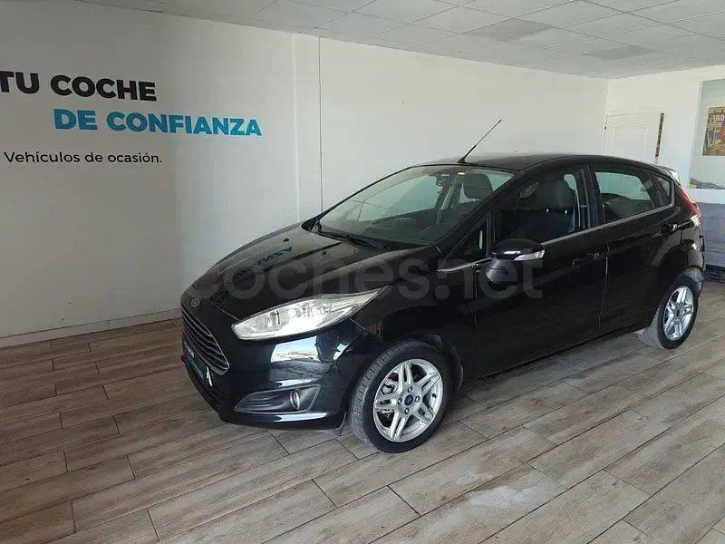 Usado Ford Fiesta Titanium 95 CV (69 kW) 2014 Negro Utilitario