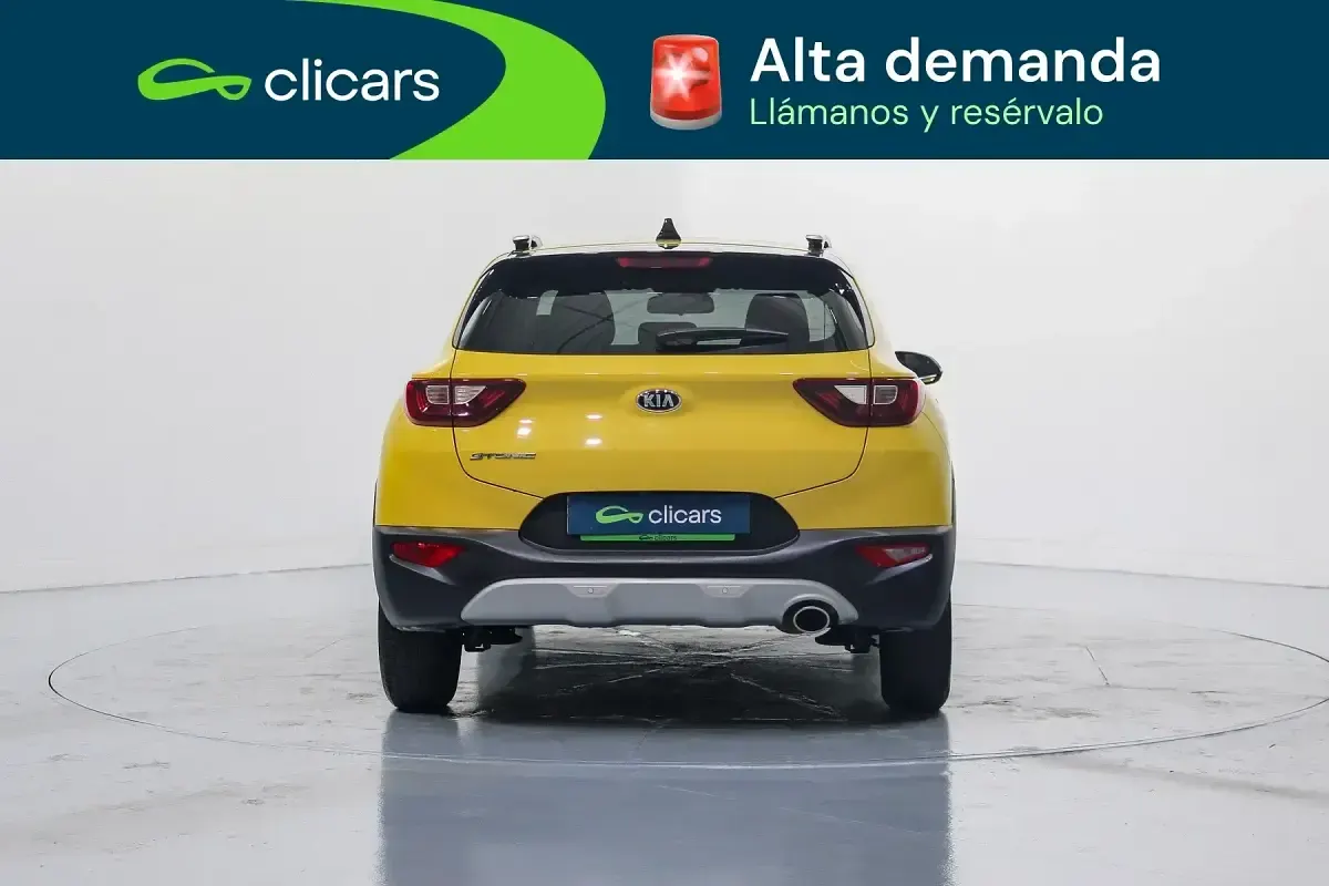 Usado Kia Stonic 84 CV (61 kW) 2018 Amarillo SUV